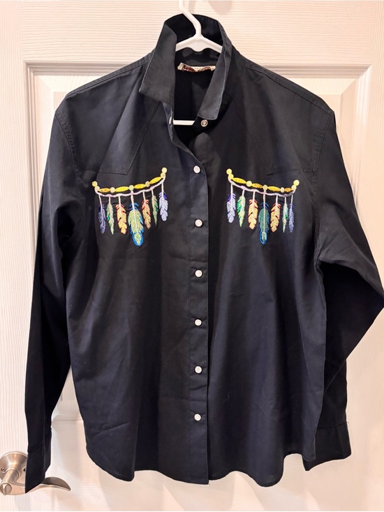 Sheplers Tops - Sheplers Vintage Black Embroidered Western/Feather Button-Up Shirt- Pearl Snaps